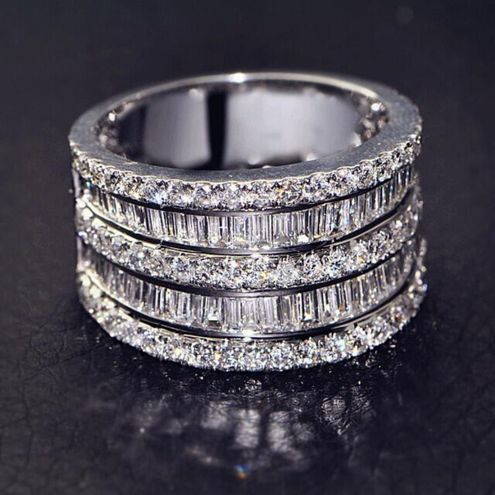 *NEW 18K Baguette & Round Diamond Sacked Wide Band - Picture 3 of 6